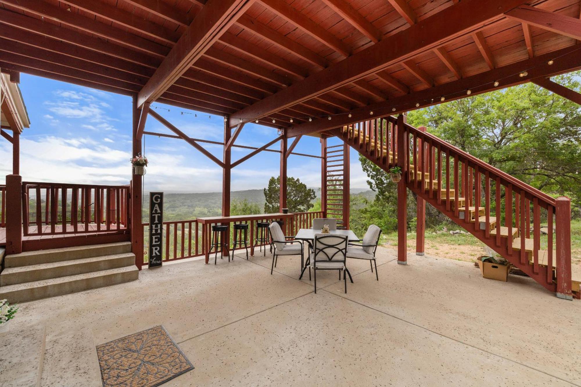 Entire 2Br 2Ba Hilltop View Home Sleeps 7 Pets 4 Acres Jacuzzi Central Ac Kingbeds Free Wifi-Parking Kitchen Washerdryer Starry Terrace Two Sunset Dining Patios Grill Stovetop Oven Fridge Onsitewoodedhiking Wildlife Coveredpatio4Pets & Birds Singing! Marble Falls Bagian luar foto