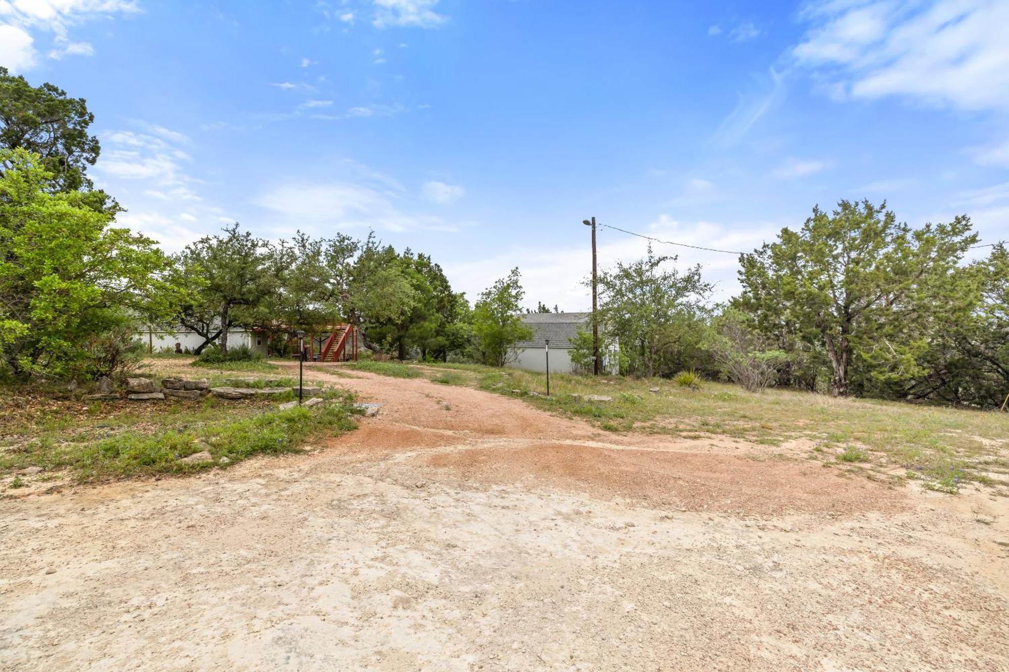 Entire 2Br 2Ba Hilltop View Home Sleeps 7 Pets 4 Acres Jacuzzi Central Ac Kingbeds Free Wifi-Parking Kitchen Washerdryer Starry Terrace Two Sunset Dining Patios Grill Stovetop Oven Fridge Onsitewoodedhiking Wildlife Coveredpatio4Pets & Birds Singing! Marble Falls Bagian luar foto